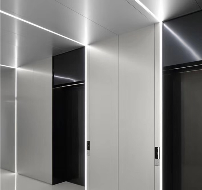 The lighting picture for 10mm tile recessed LED profiles on the ceiling and the wall.