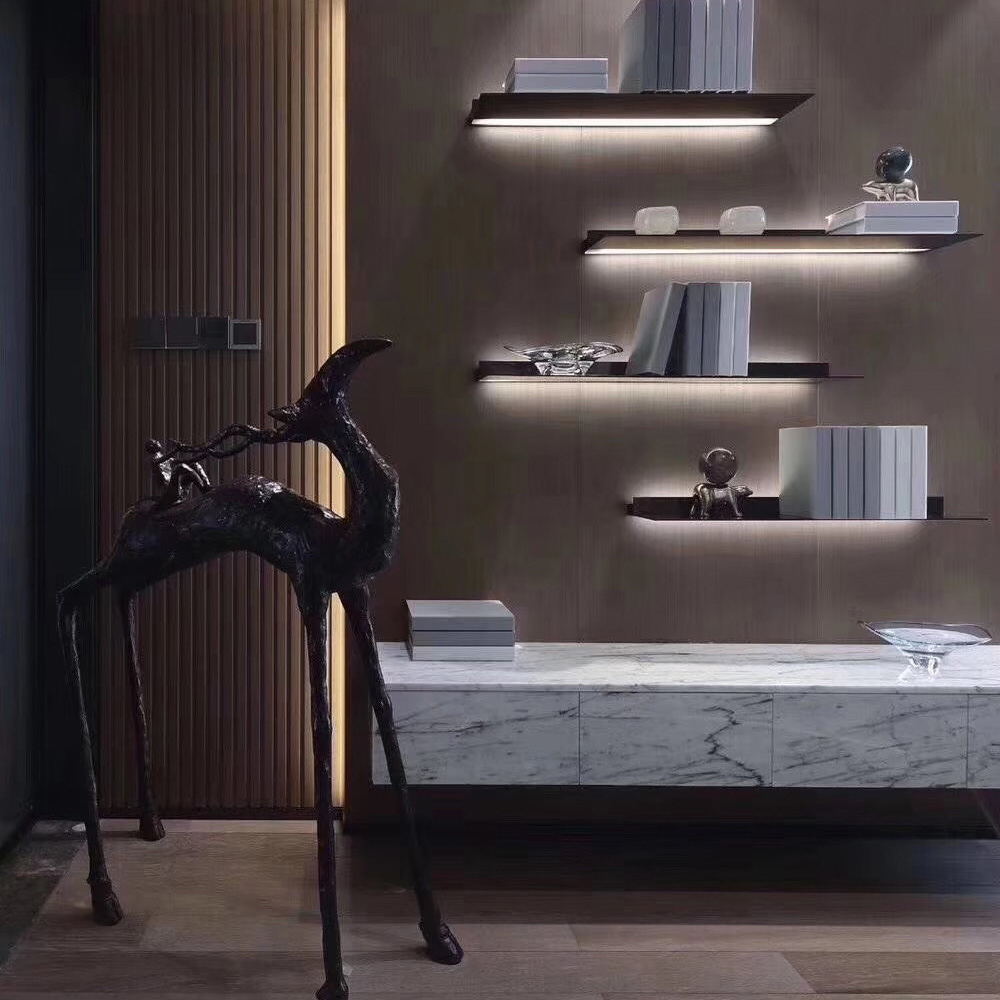 Low Profile Light Under Cabinet